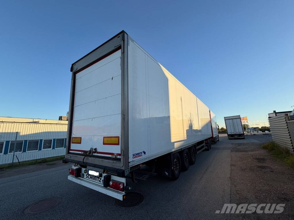 Schmitz CARGOBULL Seria nr 3694 Frysetrailer Semi