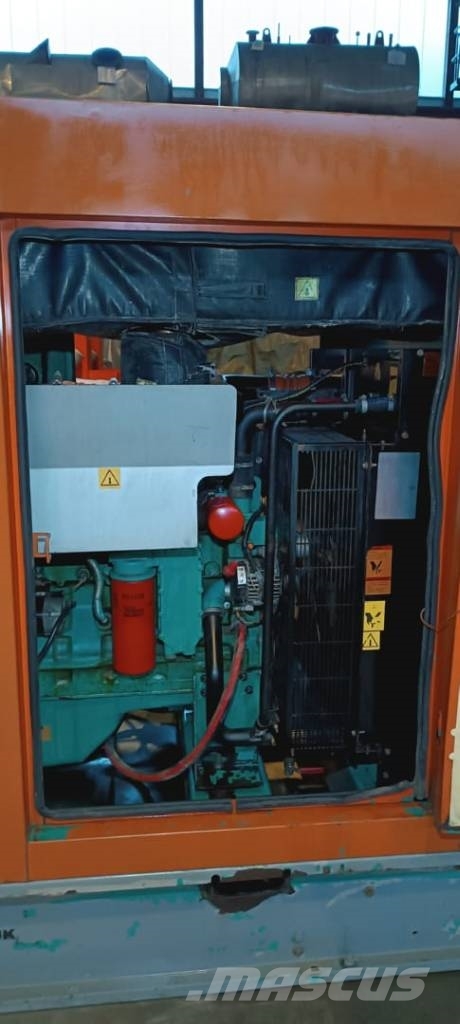 Cummins 6CTAA8.3G2 مولدات ديزل