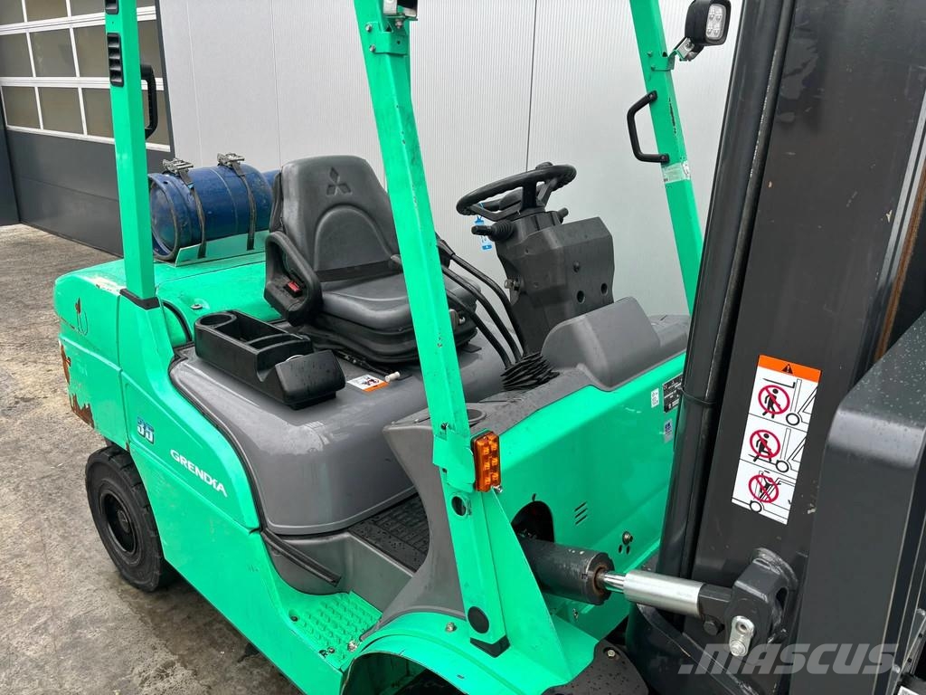 Mitsubishi FG35NT Heftruck LPG (dujiniai) krautuvai