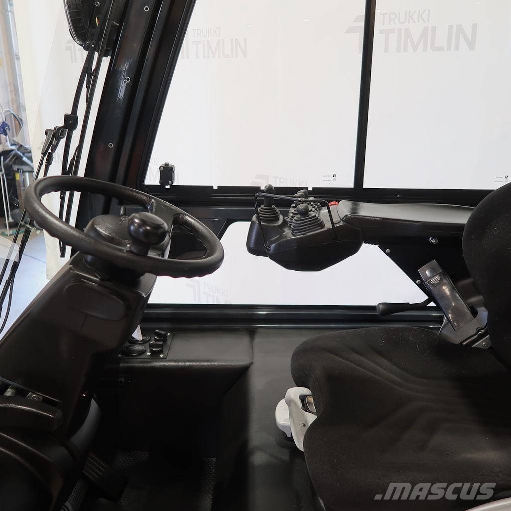 Toyota 8FBMT30 Electric forklifts