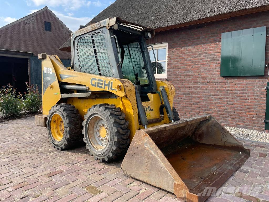Gehl R 165 skidster bobcat Minicarregadeiras