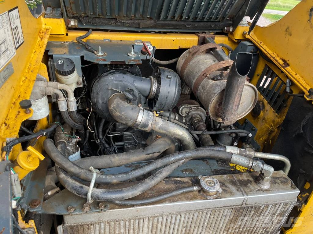 Gehl R 165 skidster bobcat Minicarregadeiras