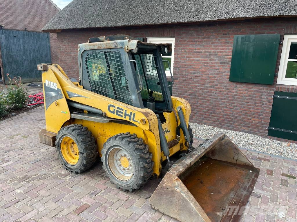 Gehl R 165 skidster bobcat Minicarregadeiras