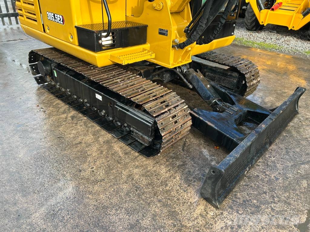 CAT 305.5E2 حفارات صغيرة أقل من 7 طن (حفارات صغيرة)