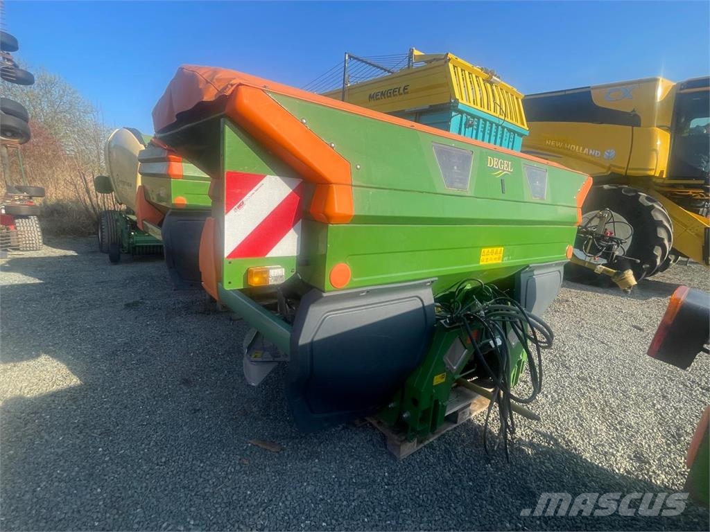 Amazone ZA-M 3000 SBC Διαστρωτήρες ανοργάνων