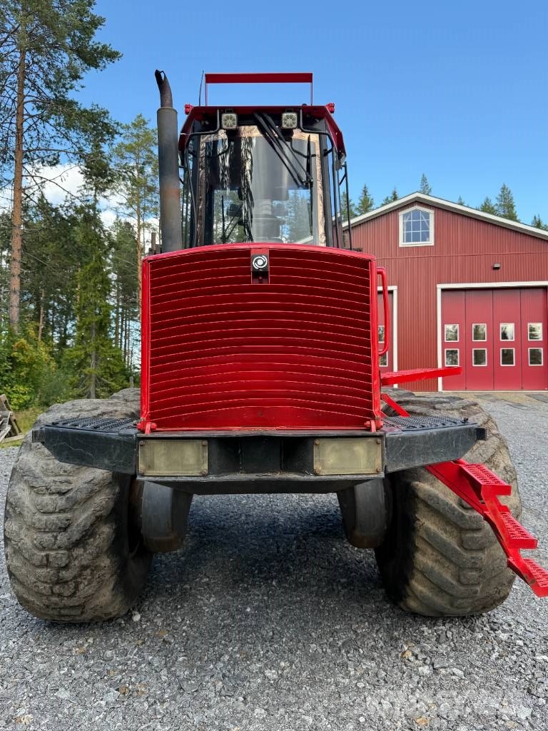 Valmet 890 Kuormatraktorit