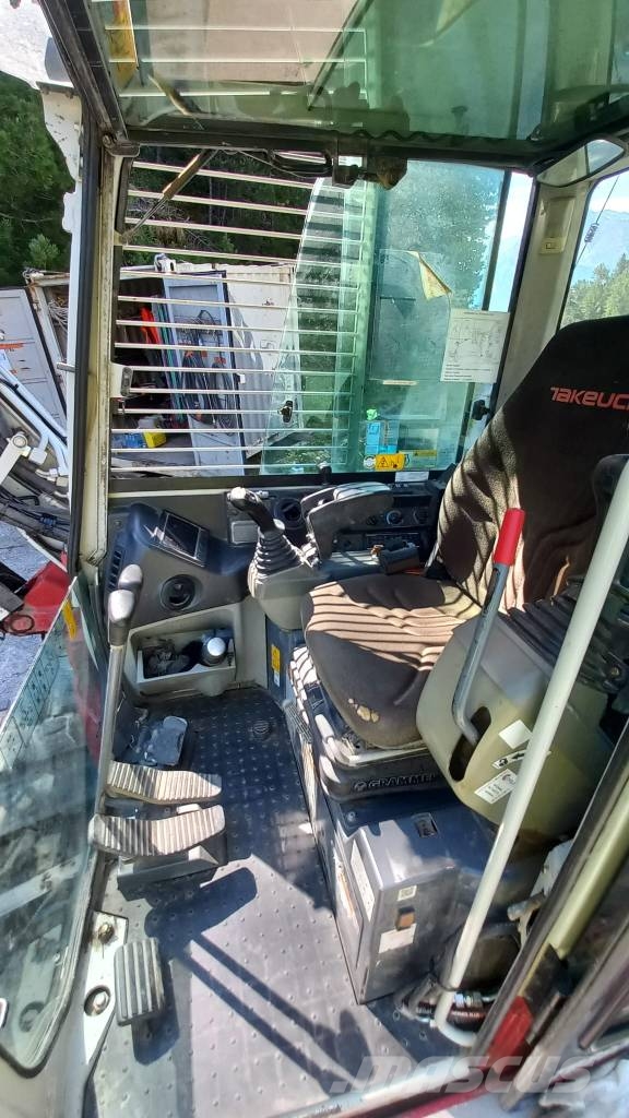 Takeuchi TB280FR Midi bageri 7t – 12t