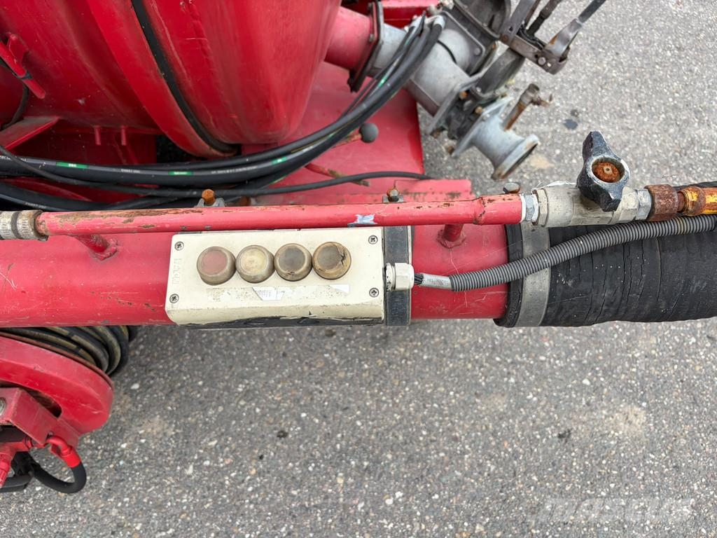 Ravo Twint Vacuum tank Tankopleggers