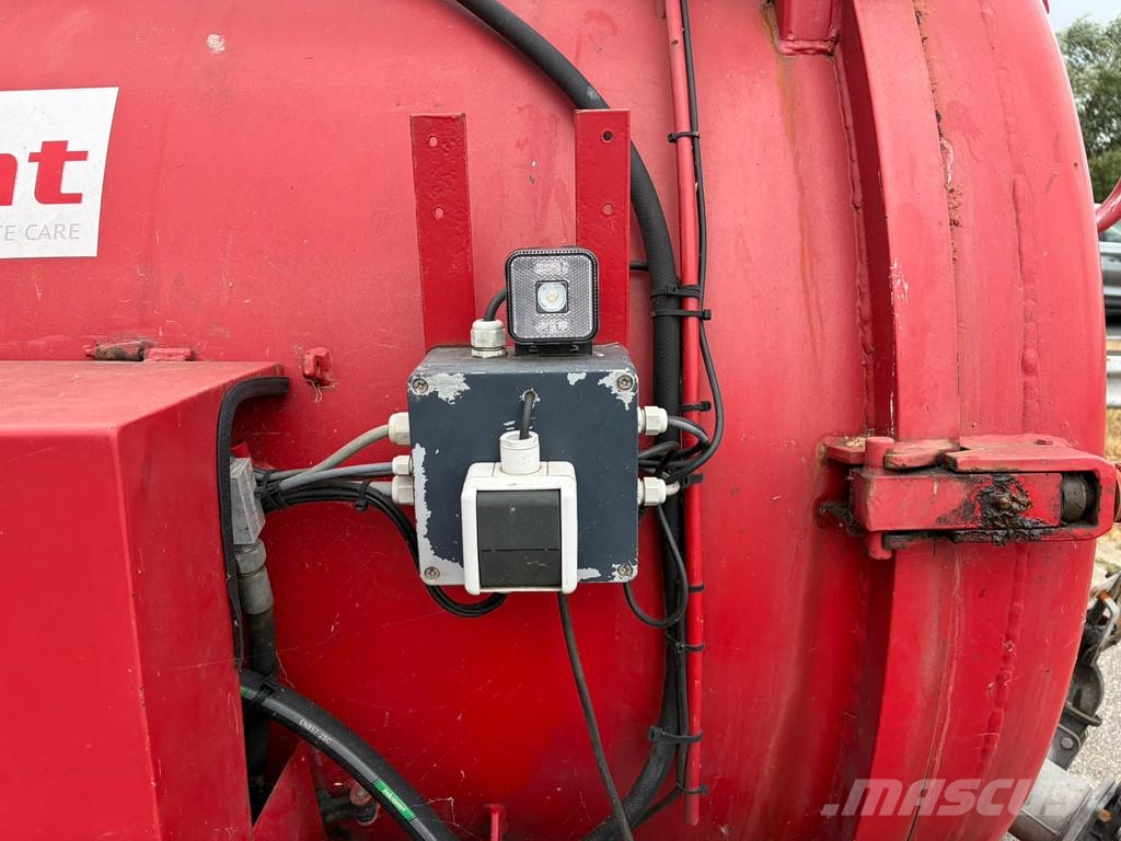 Ravo Twint Vacuum tank Tankopleggers