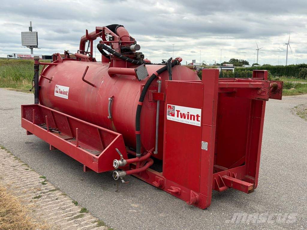 Ravo Twint Vacuum tank Tankopleggers