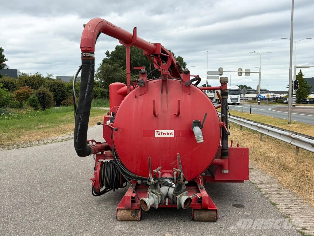 Ravo Twint Vacuum tank Tankopleggers