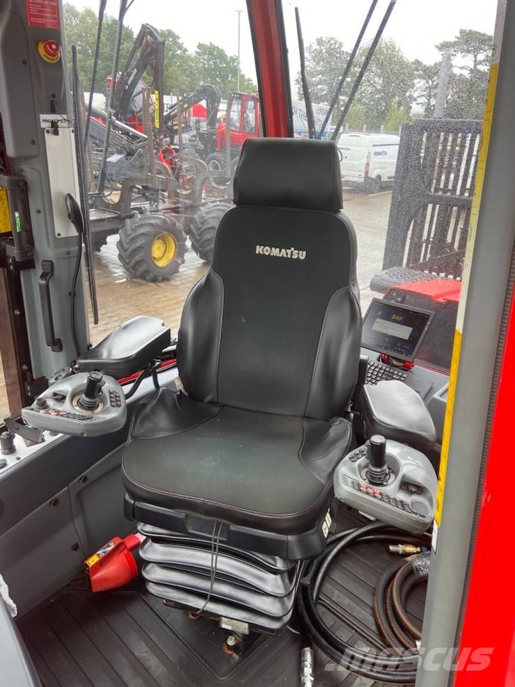 Komatsu 855 Kuormatraktorit