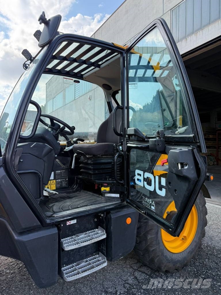 JCB 540-140 Telescopic handlers