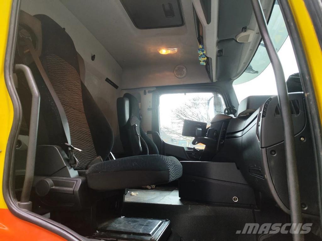 Mercedes-Benz Arocs 3743 8x4 Meiller 3 Seitenkipper Bañeras basculantes usadas