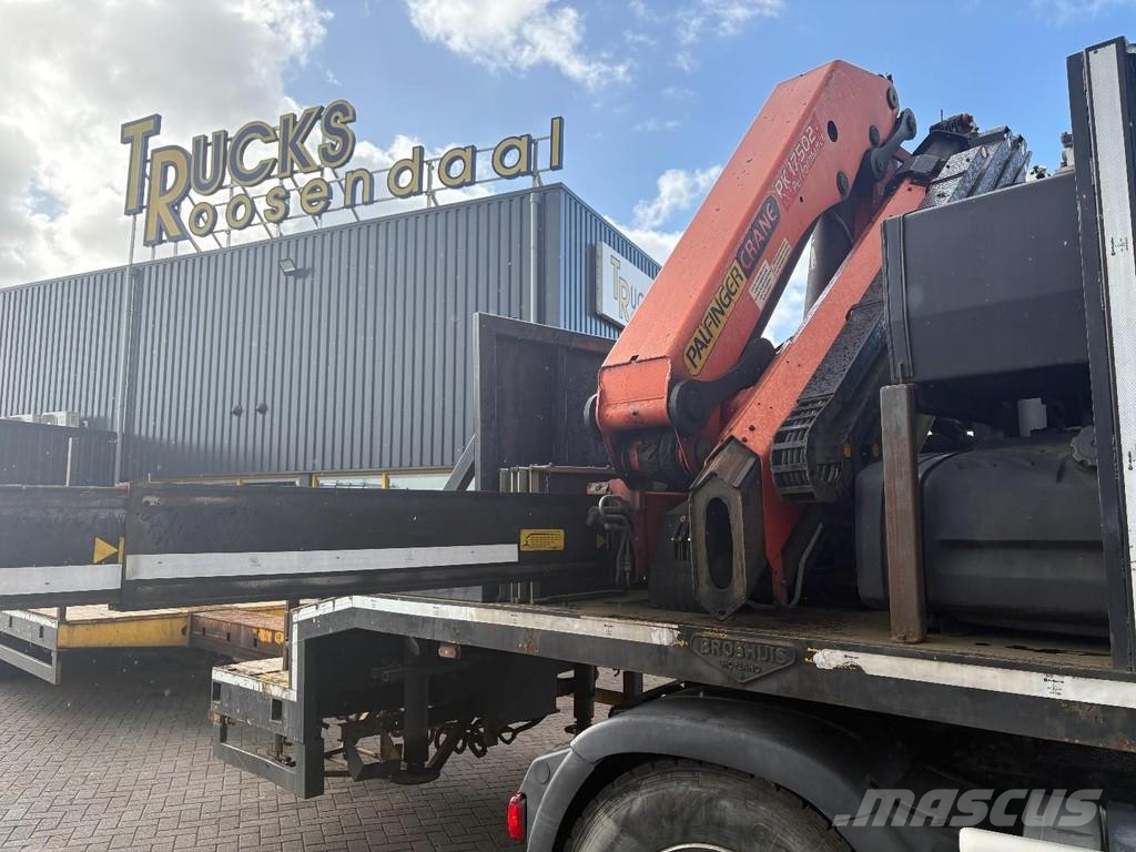 Broshuis PALFINGER 17502 5x + EXTENTABLE 3M + 3x AXLE STEER Low loader-semi-trailers