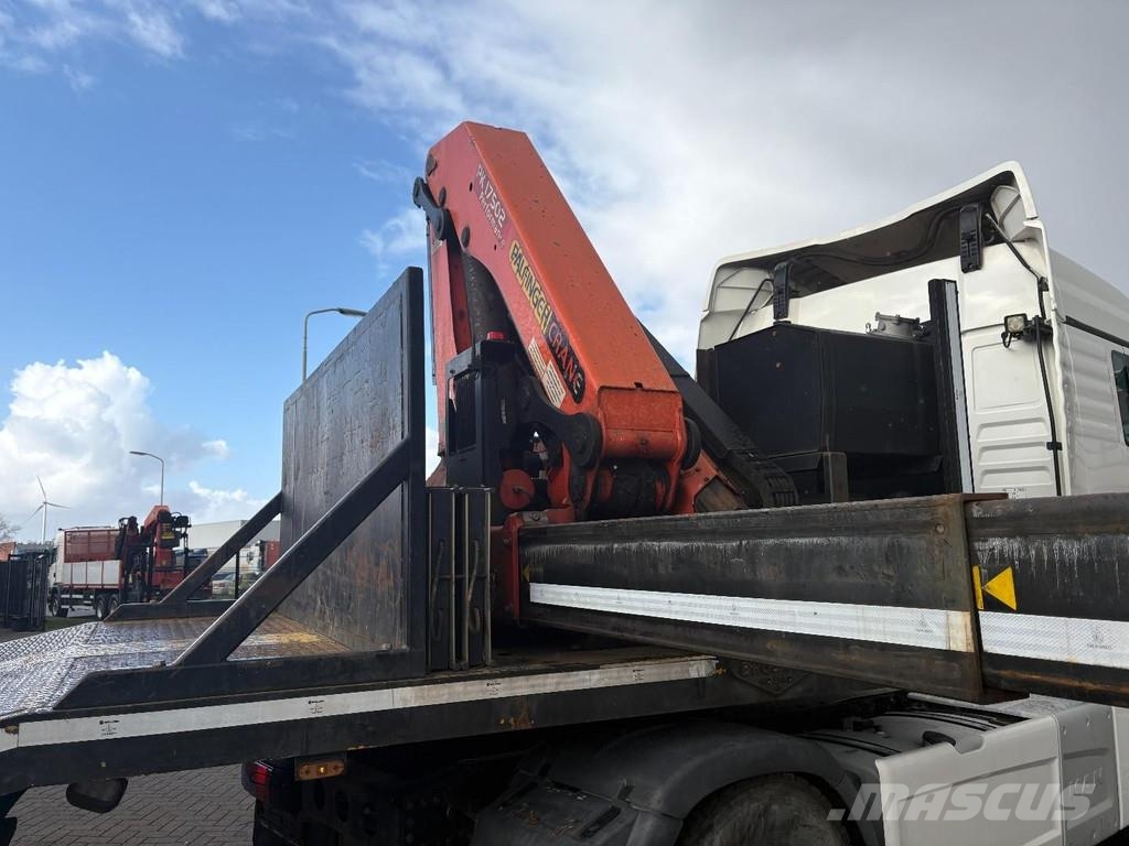Broshuis PALFINGER 17502 5x + EXTENTABLE 3M + 3x AXLE STEER Low loader-semi-trailers