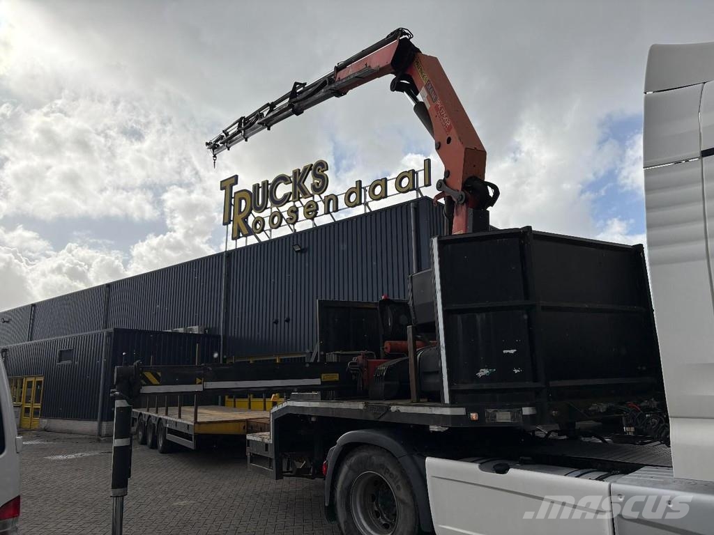 Broshuis PALFINGER 17502 5x + EXTENTABLE 3M + 3x AXLE STEER Low loader-semi-trailers