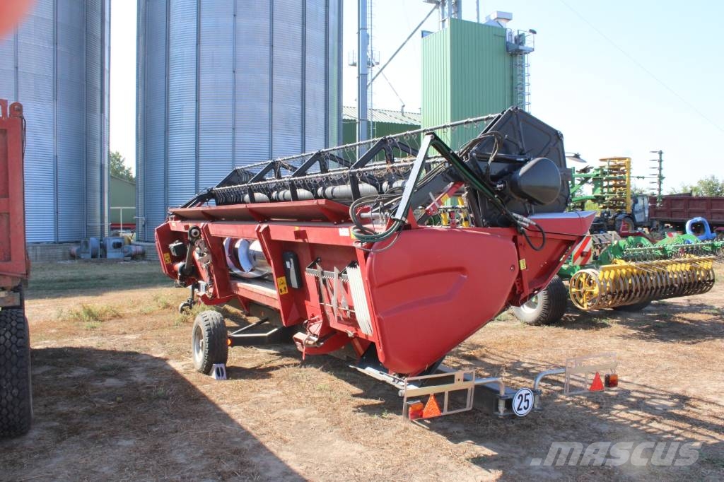 Case IH 6150 Axial-Flow Mähdrescher