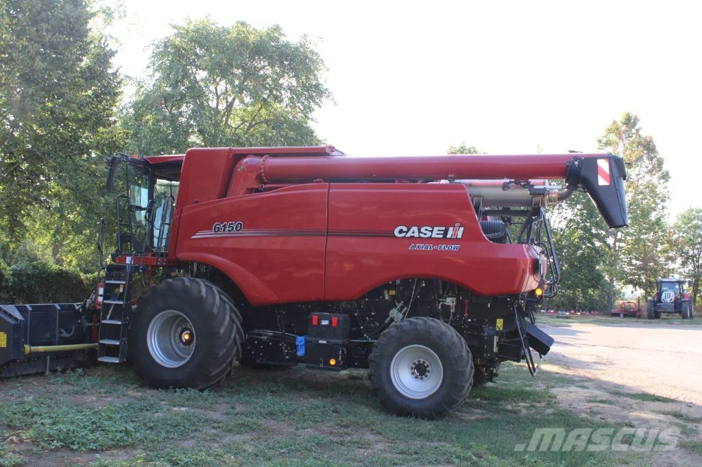 Case IH 6150 Axial-Flow Mähdrescher