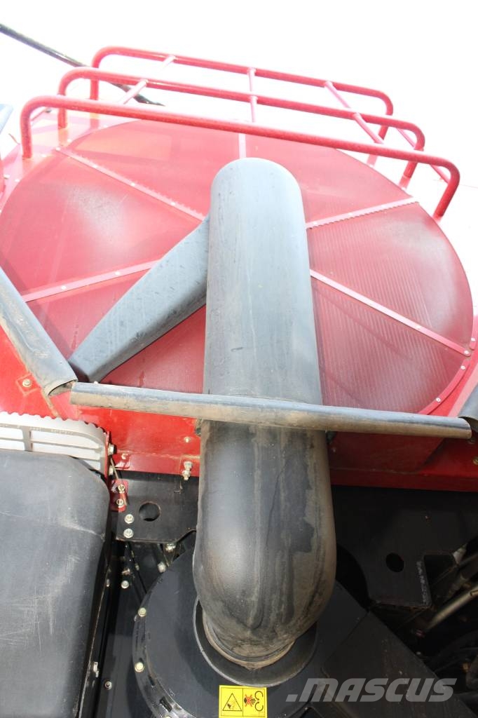 Case IH 6150 Axial-Flow Mähdrescher