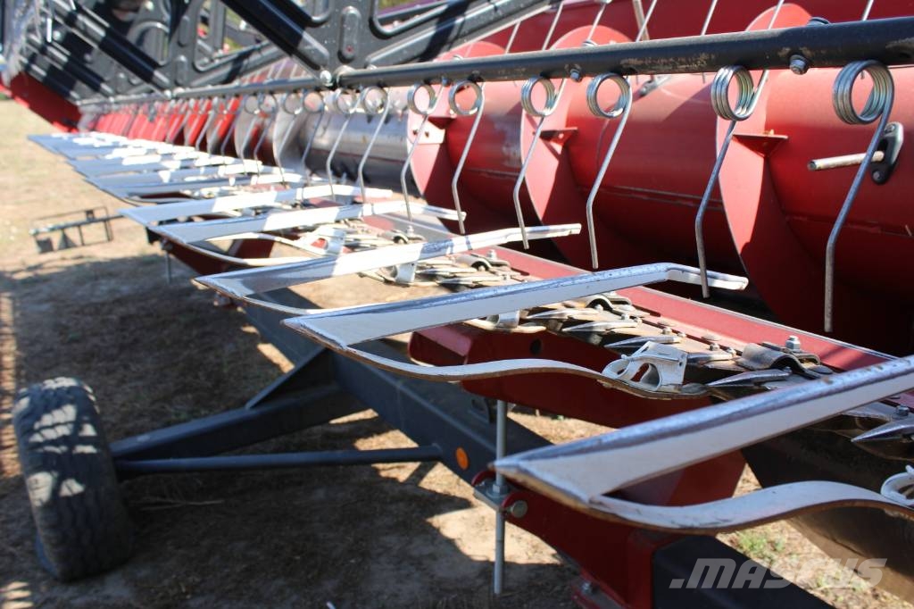 Case IH 6150 Axial-Flow Mähdrescher