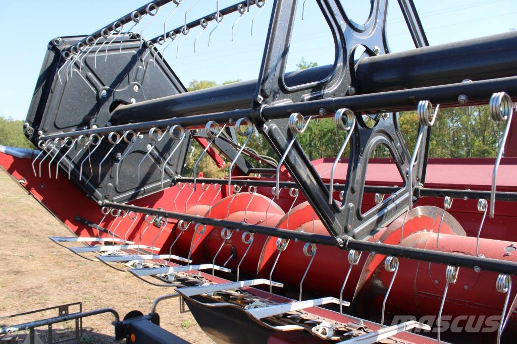 Case IH 6150 Axial-Flow Mähdrescher