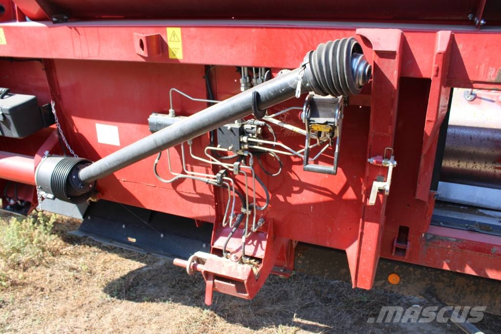 Case IH 6150 Axial-Flow Mähdrescher