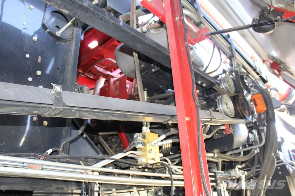 Case IH 6150 Axial-Flow Mähdrescher