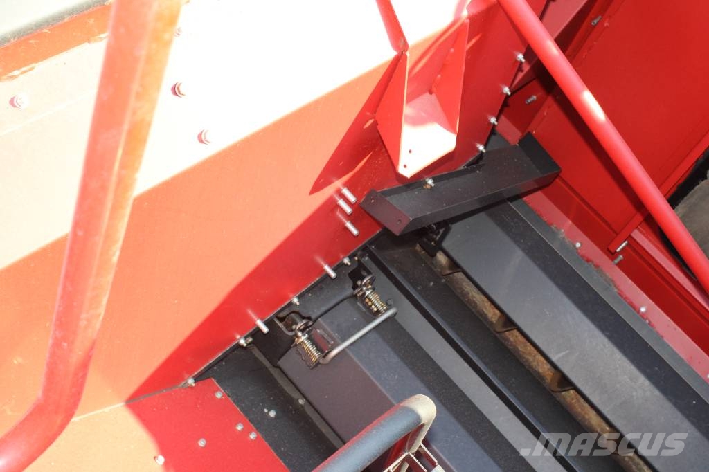 Case IH 6150 Axial-Flow Mähdrescher