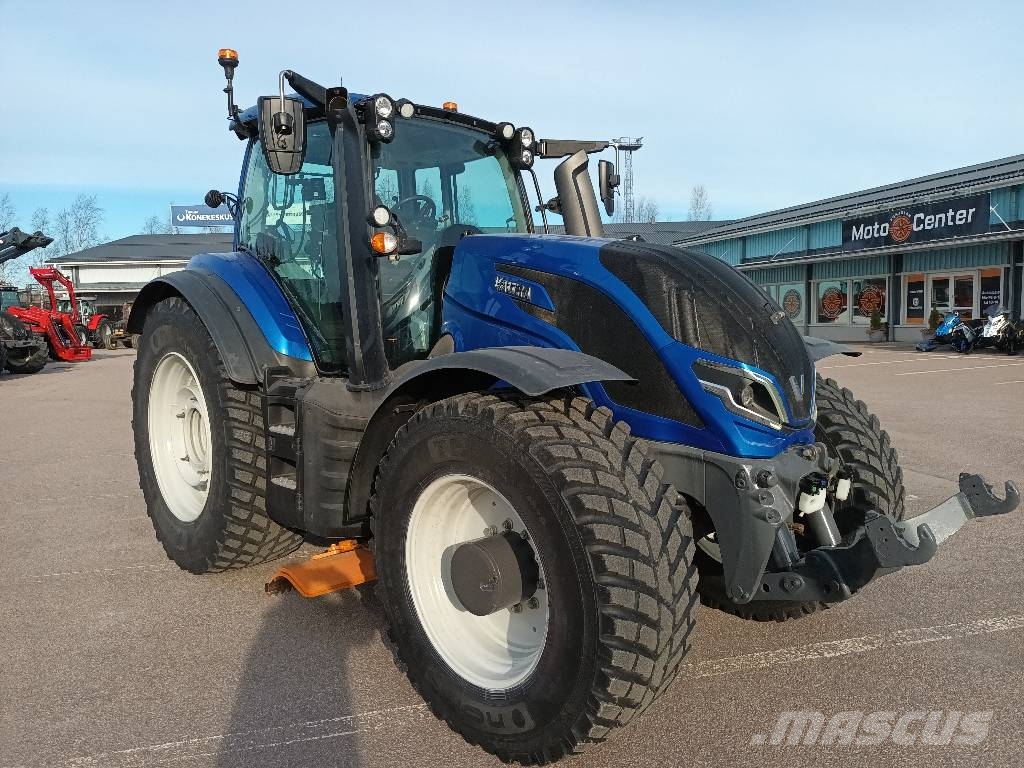 Valtra T 255 Versu Unlimited Tractoren