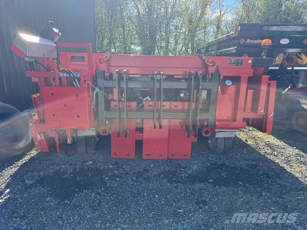 Strassmayr BF 400 Road Widener Niveladoras
