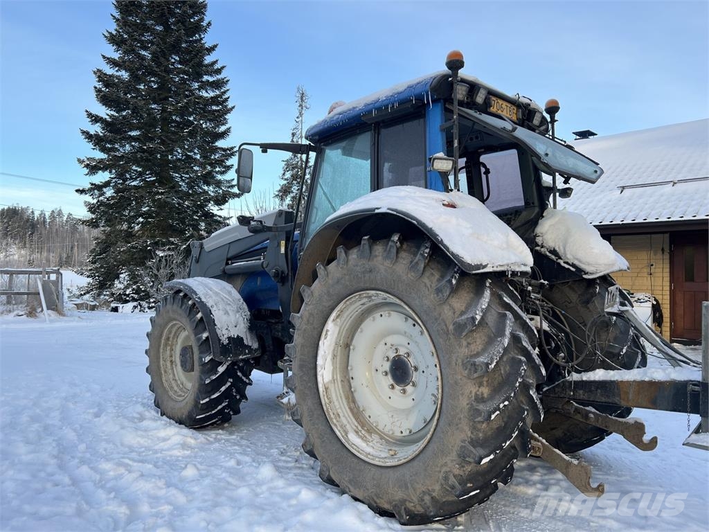 Valtra T171 Traktori