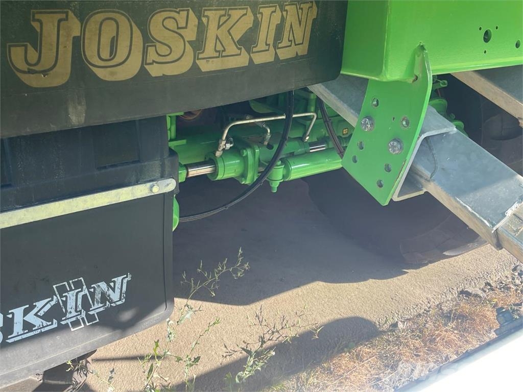 Joskin Dakkar 7600/33 D180 مقطورات أخرى