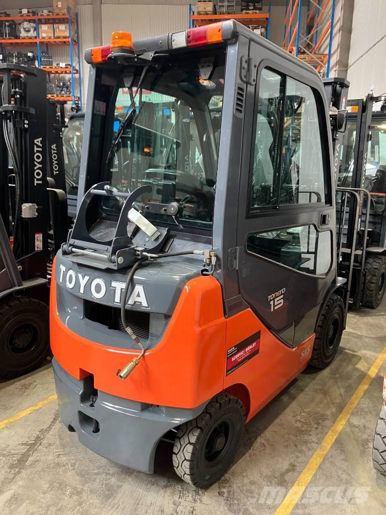 Toyota 02-8 FGF 15 شاحنات LPG