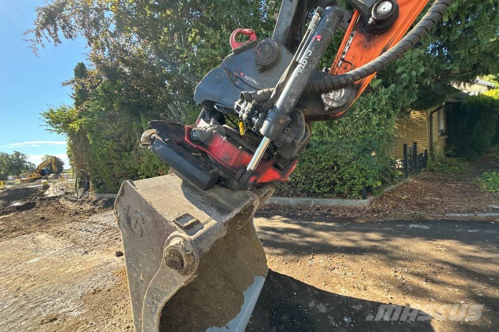 Doosan DX 255 LC-5 Roomikekskavaatorid