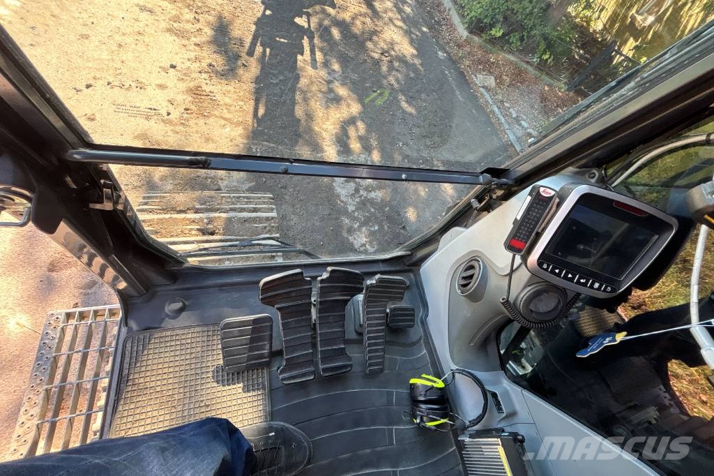 Doosan DX 255 LC-5 Roomikekskavaatorid