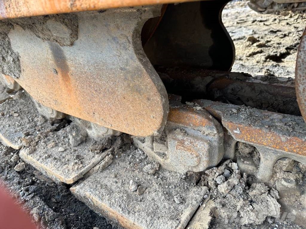 CAT 6015 Rupsgraafmachines