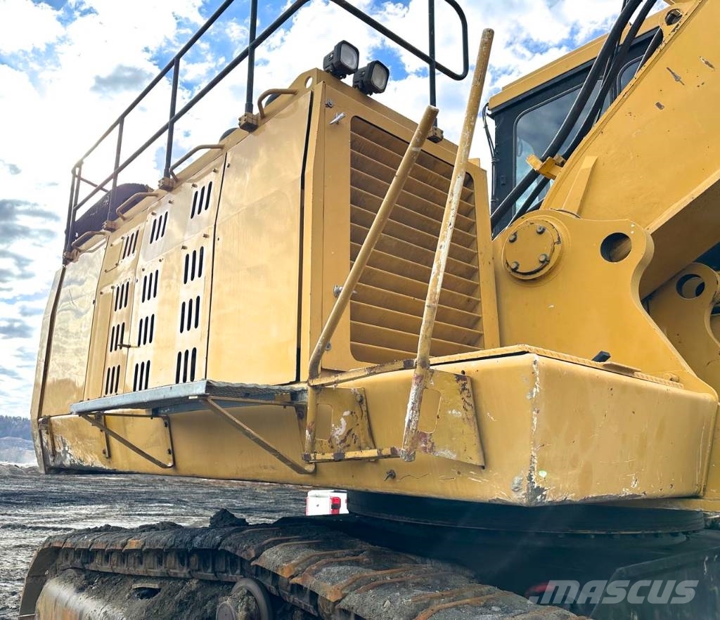 CAT 6015 Rupsgraafmachines