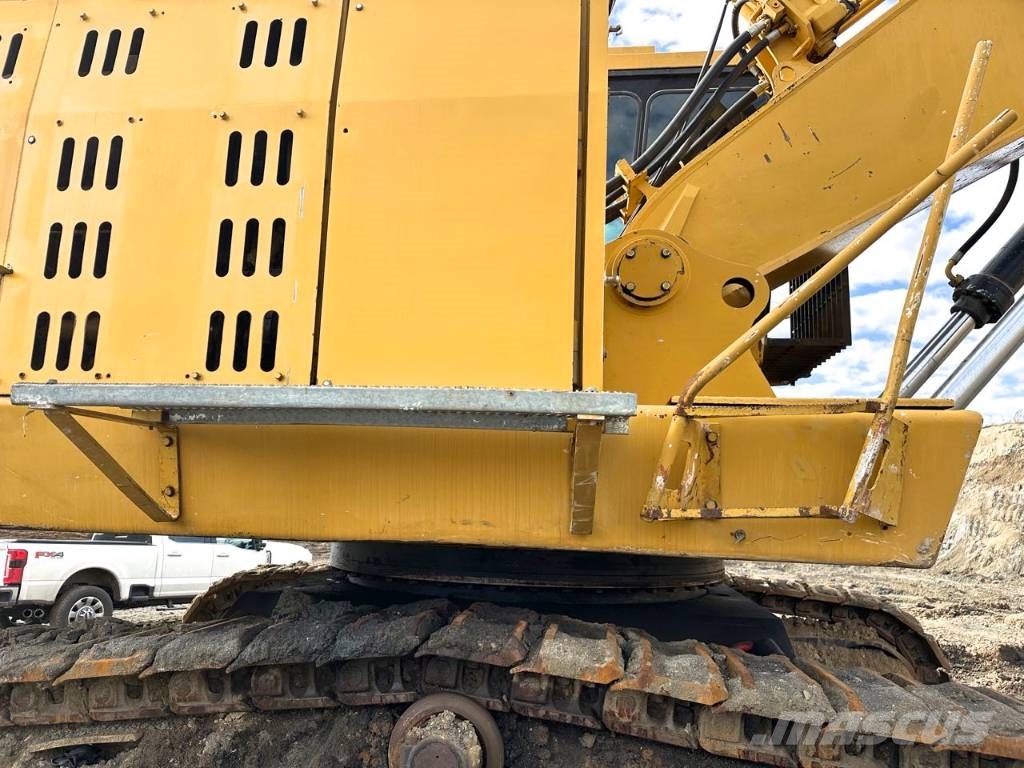 CAT 6015 Rupsgraafmachines