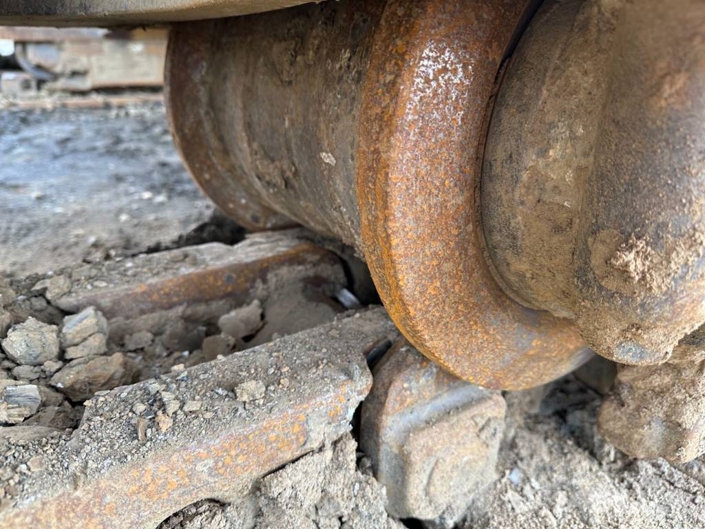 CAT 6015 Rupsgraafmachines