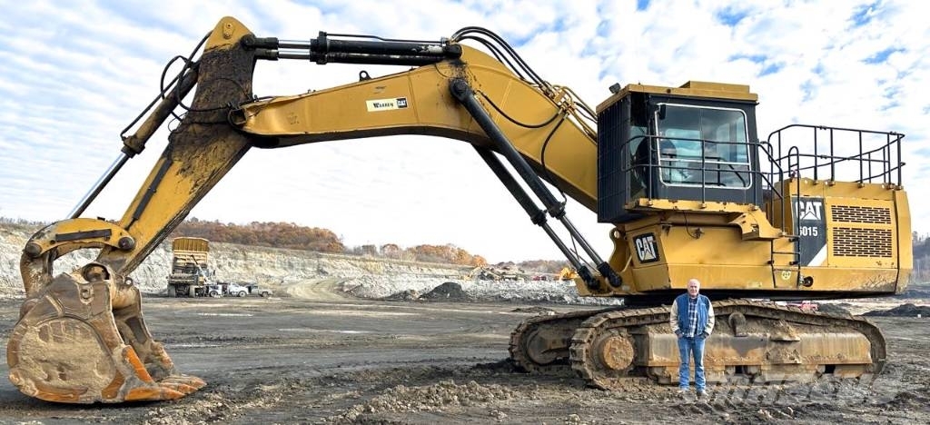 CAT 6015 Rupsgraafmachines