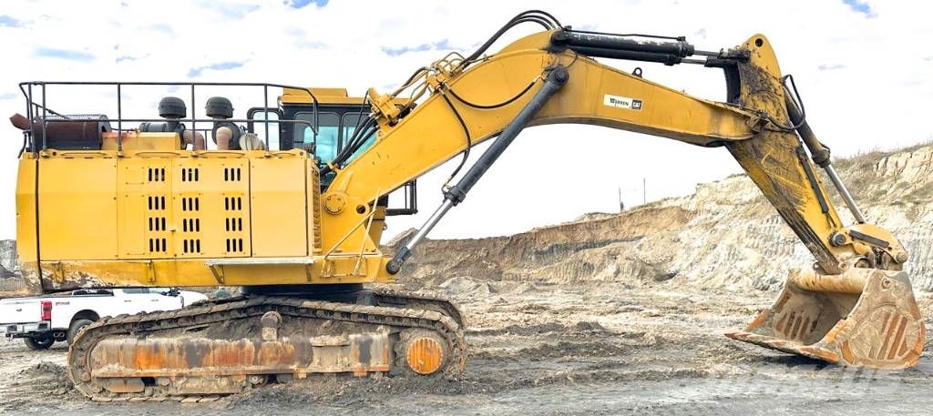 CAT 6015 Rupsgraafmachines