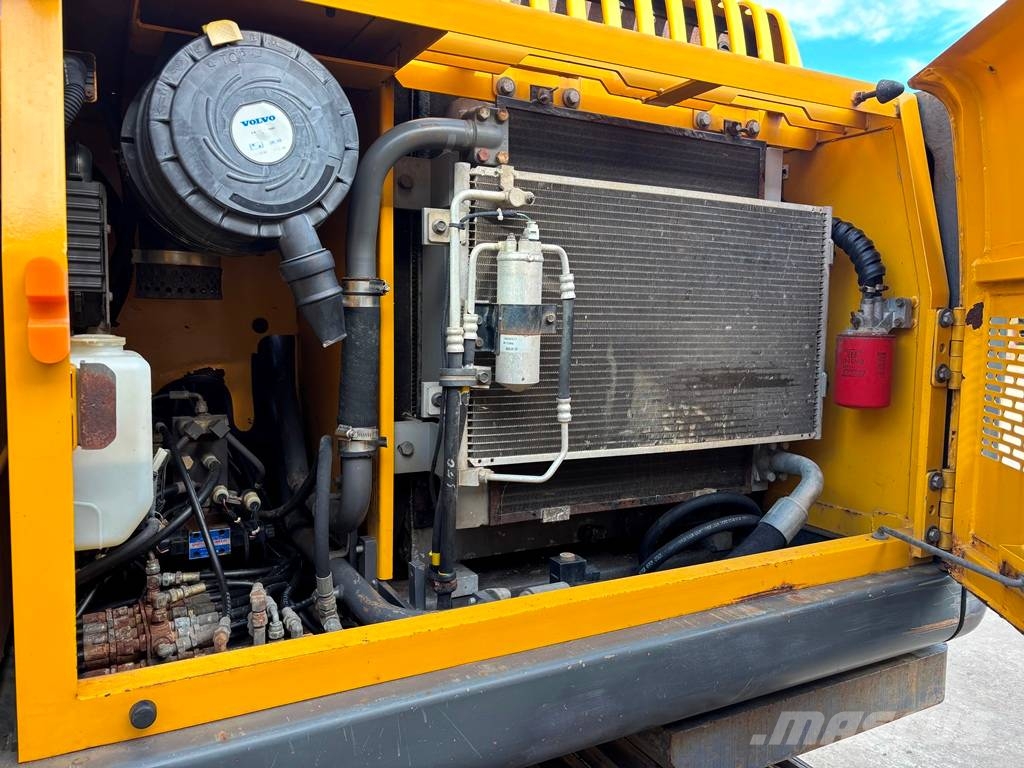 Volvo EC 160 B LC 롱리치 굴삭기