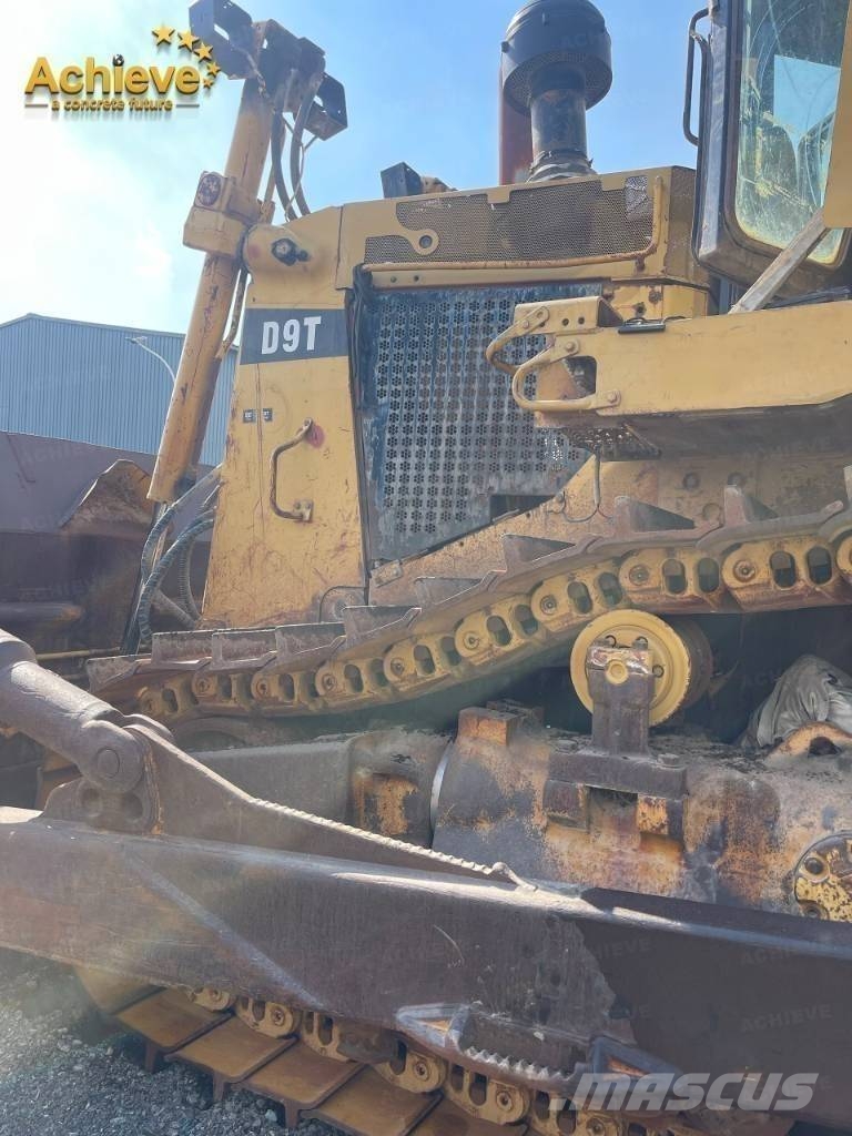 CAT D 9 T Buldožerji goseničarji