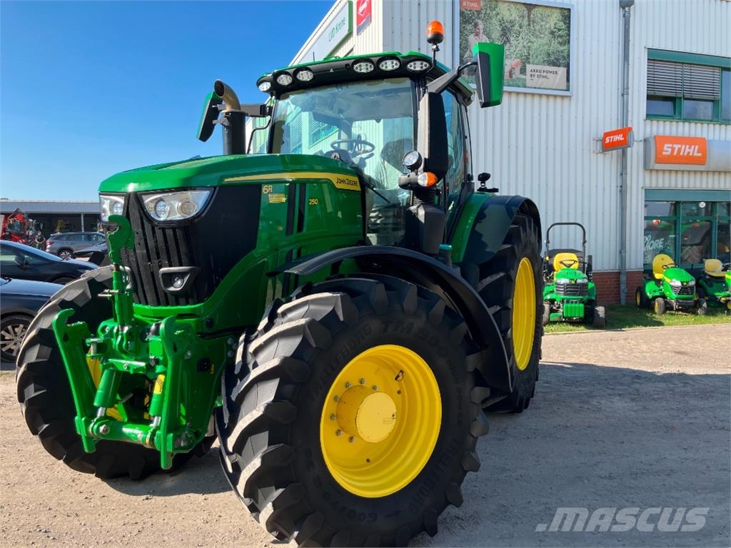 John Deere 6R 250 Traktorji