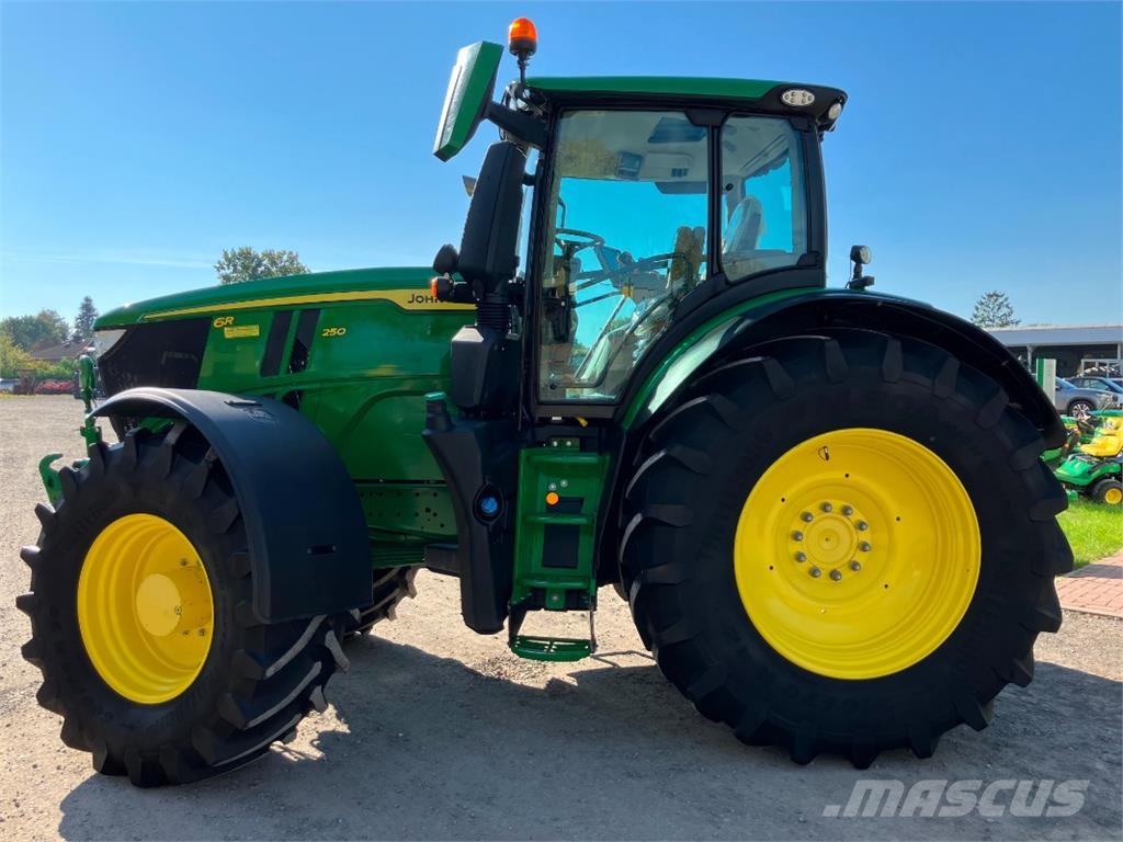 John Deere 6R 250 Traktorji