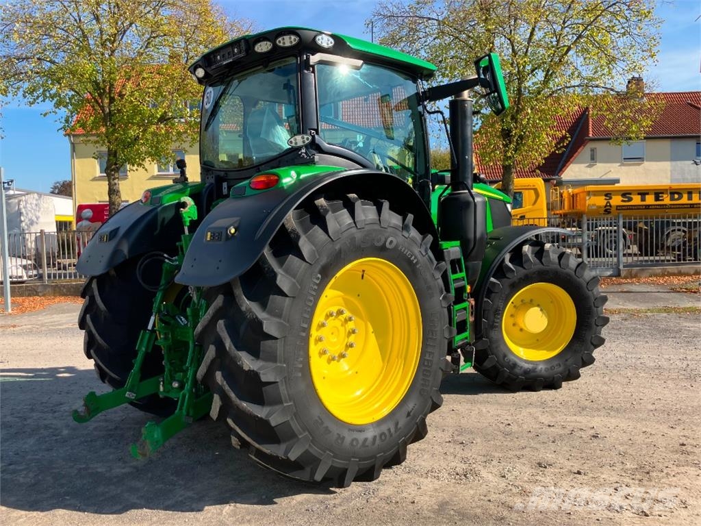 John Deere 6R 250 Traktorji