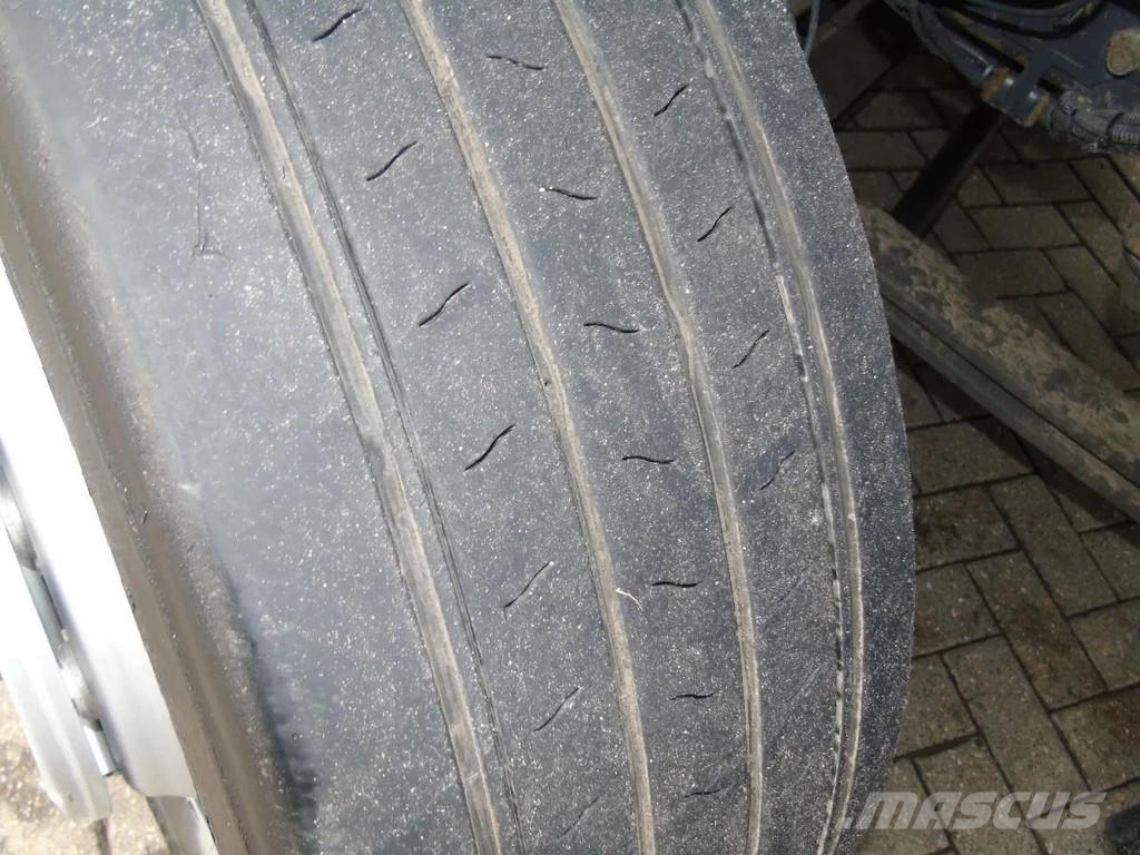 Mercedes-Benz Antos 1924 + EURO 6 + CARRIER 950 MT Kylmä-/Lämpökori kuorma-autot