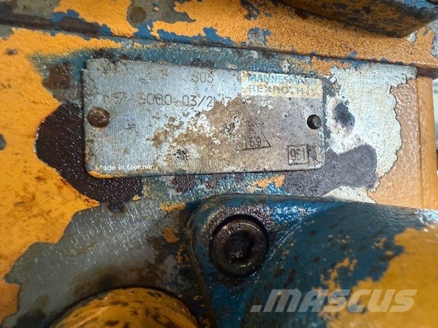 Liebherr LR 632/PR732 LINDE BPV186-02 هيدروليات