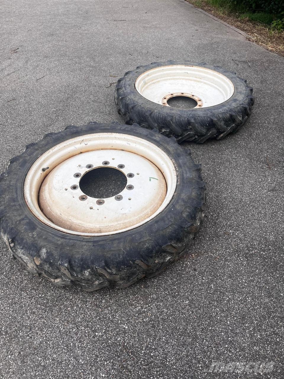 Alliance 230/95 R32, 10-Loch Riepas, riteņi un diski